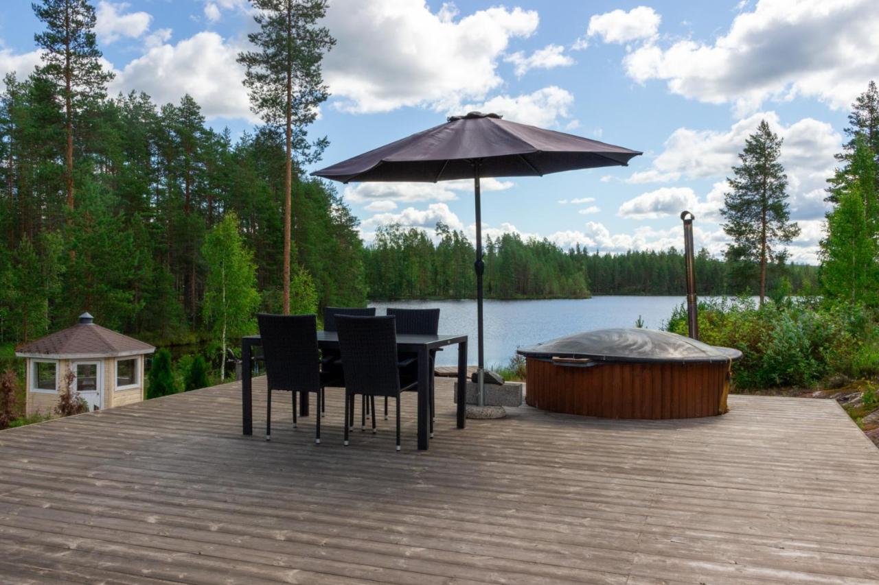 Luxury Villa Rahavaara Йоэнсуу Экстерьер фото